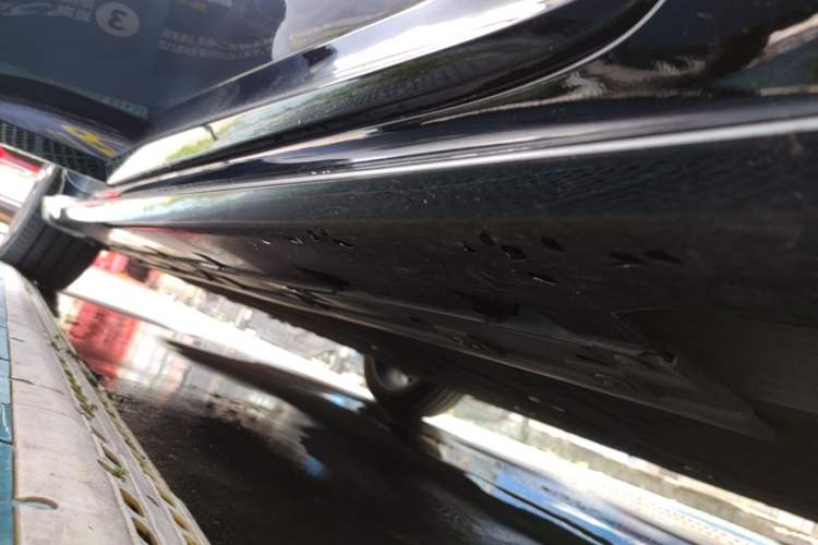 Used Avatr 06 2025 Ultra Pure Electric Edition Right Side Sill