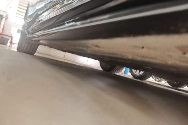 Used Avatr 06 2025 Ultra Pure Electric Edition Right Side Sill
