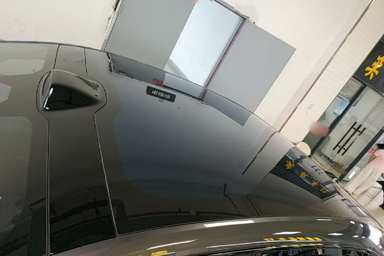 Used Avatr 06 2025 Ultra Pure Electric Edition Roof