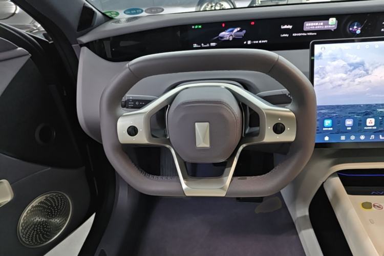 Used Avatr 06 2025 Pro All-Electric Version Steering Wheel