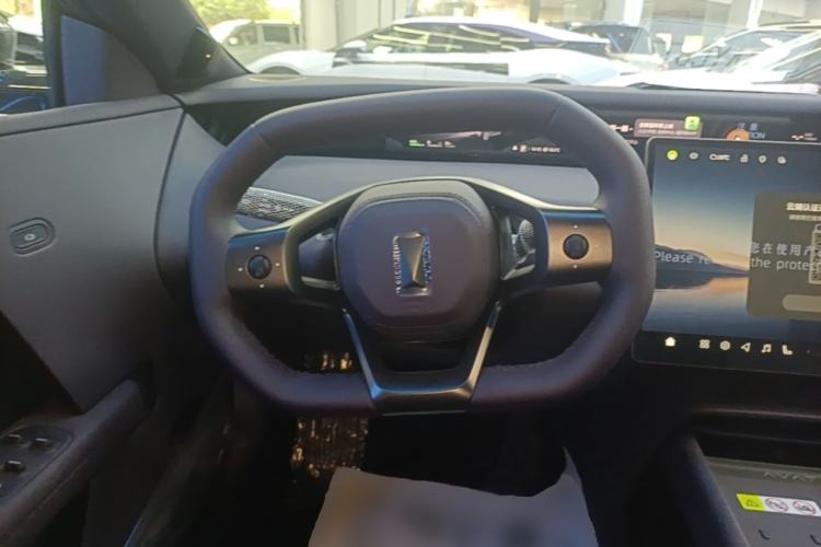 Used Avatr 06 2025 Max All-Electric Version Steering Wheel