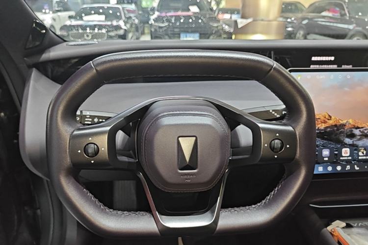 Used Avatr 06 2025 Ultra Pure Electric Edition Steering Wheel