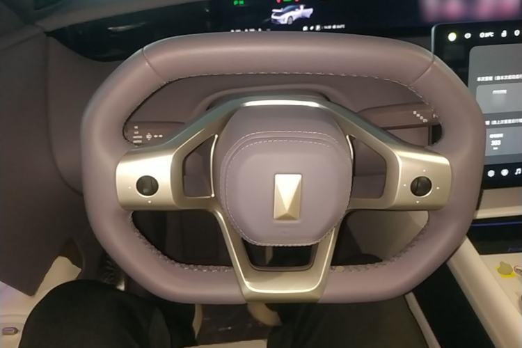 Used Avatr 06 2025 Pro Range-Extended Edition Steering Wheel