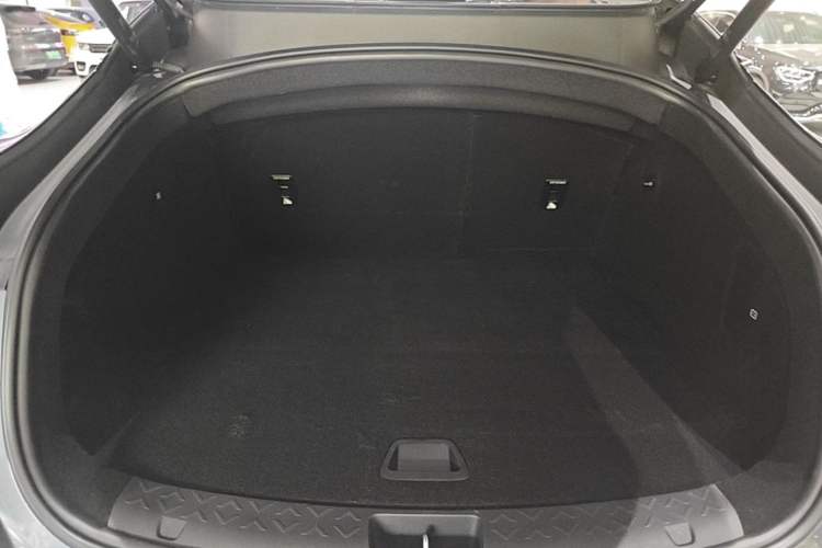 Used Avatr 06 2025 Ultra Pure Electric Edition Trunk