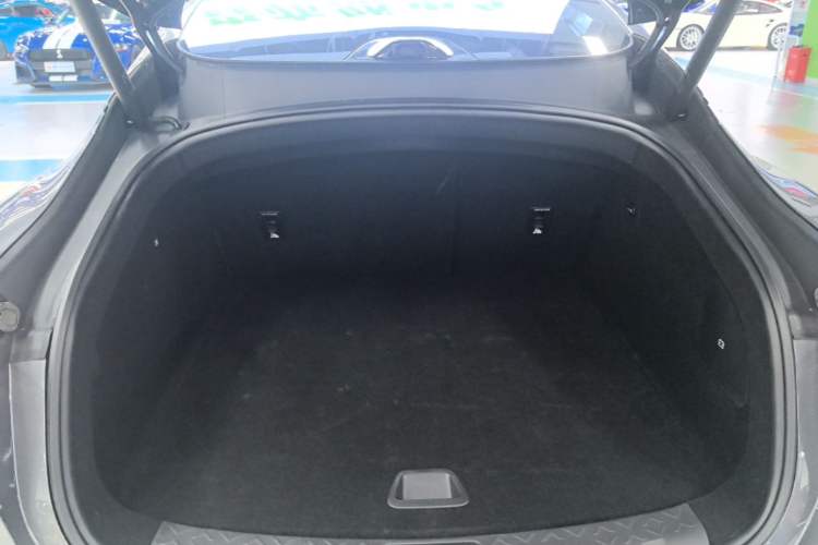 Used Avatr 06 2025 Max Extended-Range Edition Trunk