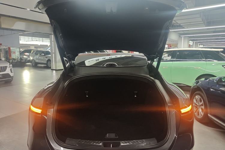 Used Avatr 06 2025 Ultra Pure Electric Edition Trunk