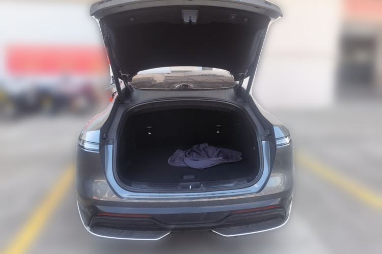 Used Avatr 06 2025 Ultra Pure Electric Edition Trunk