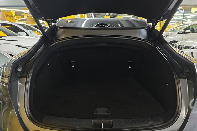 Used Avatr 06 2025 Ultra Pure Electric Edition Trunk