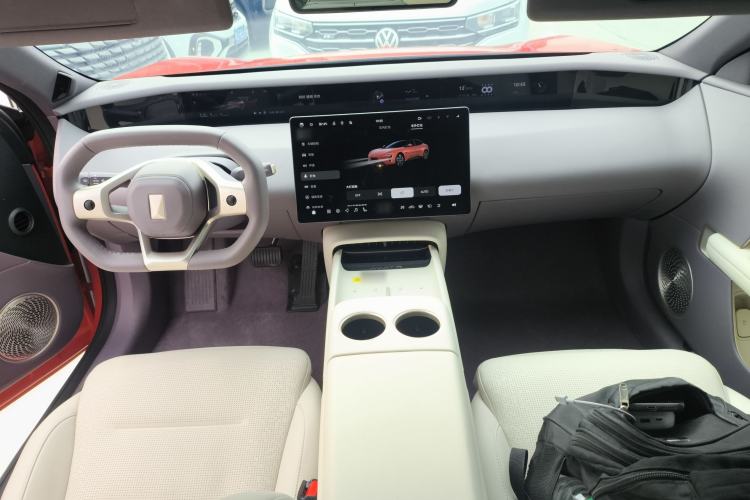 Used Avatr 06 2025 Pro Range-Extended Edition Center Console