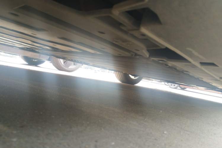 Used Avatr 06 2025 Pro Range-Extended Edition Chassis Rear Right