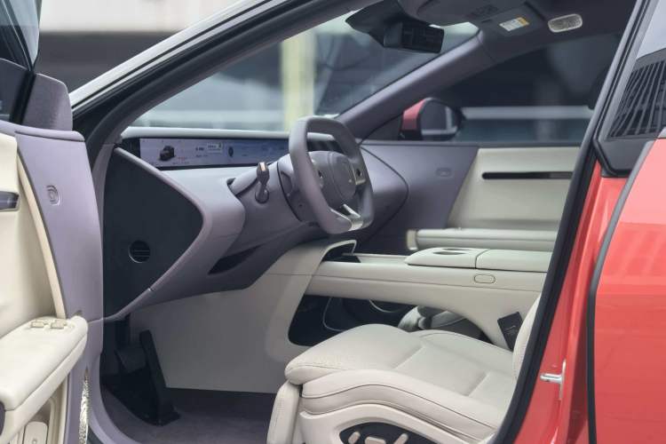 Used Avatr 06 2025 Pro Range-Extended Edition Interior 1