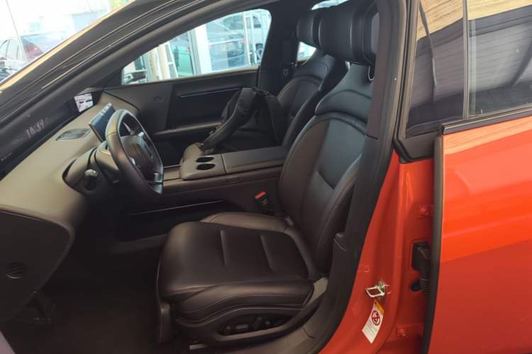 Used Avatr 06 2025 Max Extended-Range Edition Left Front Seat