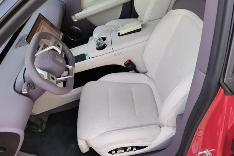 Used Avatr 06 2025 Pro Range-Extended Edition Left Front Seat