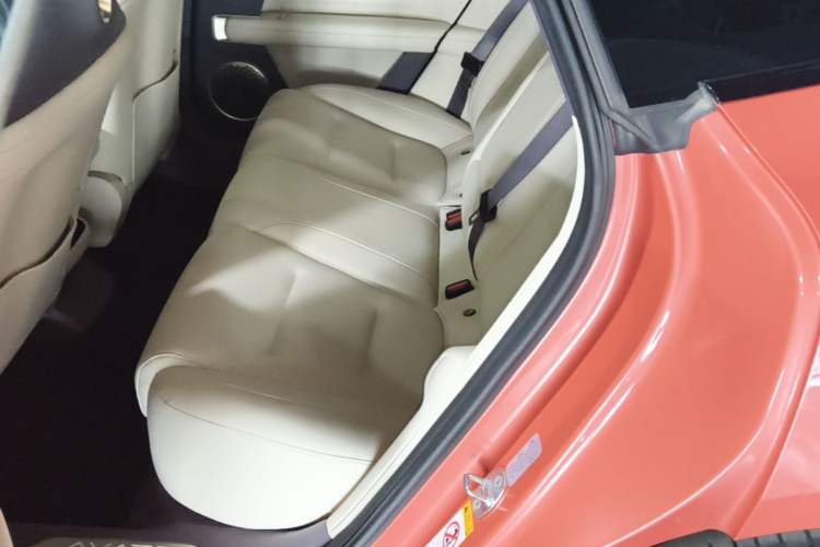 Used Avatr 06 2025 Pro Range-Extended Edition Left Rear Seat