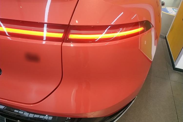 Used Avatr 06 2025 Pro Range-Extended Edition Right Rear Taillight