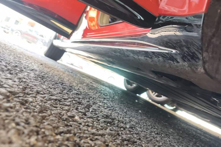 Used Avatr 06 2025 Max Extended-Range Edition Right Side Sill