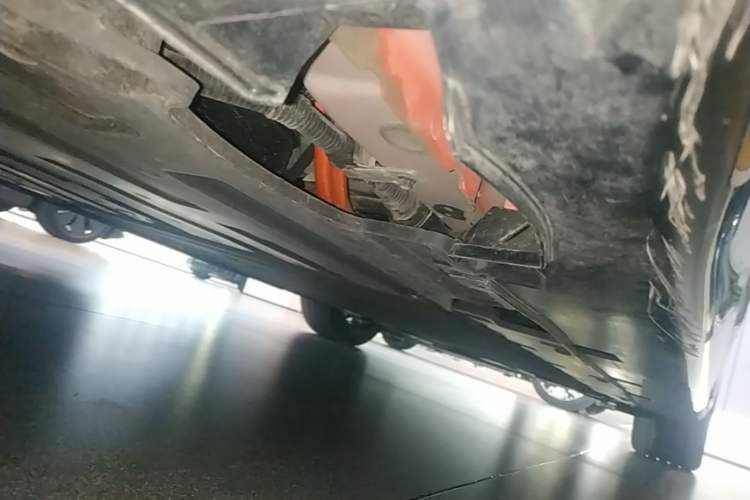 Used Avatr 06 2025 Pro Range-Extended Edition Right Side Sill