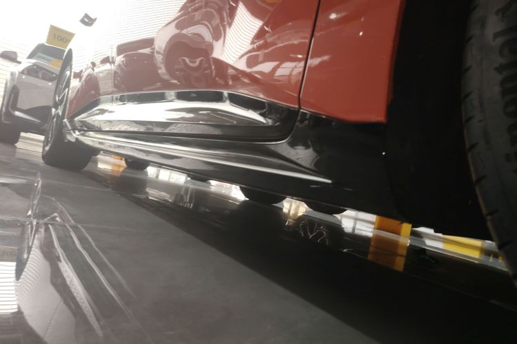 Used Avatr 06 2025 Pro Range-Extended Edition Right Side Sill