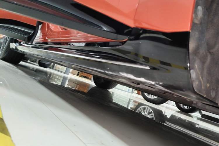 Used Avatr 06 2025 Pro Range-Extended Edition Right Side Sill