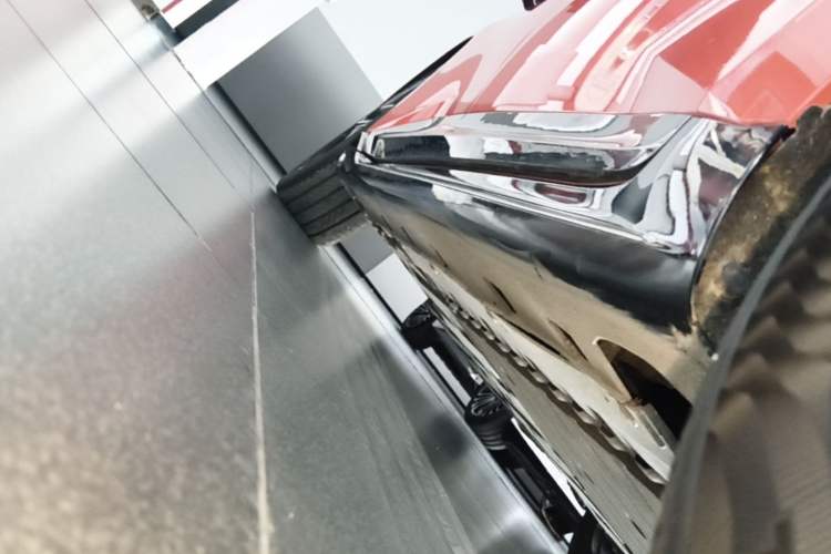 Used Avatr 06 2025 Pro Range-Extended Edition Right Side Sill