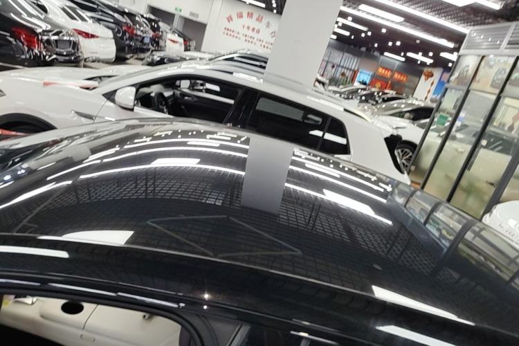 Used Avatr 06 2025 Pro Range-Extended Edition Roof