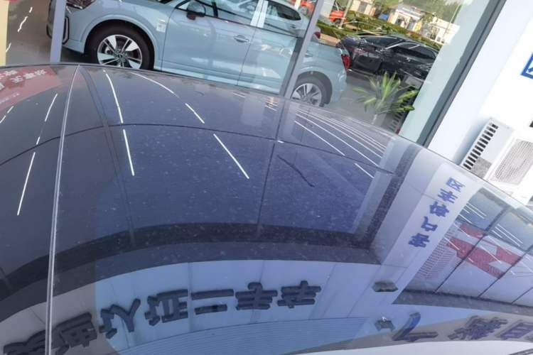 Used Avatr 06 2025 Pro Range-Extended Edition Roof