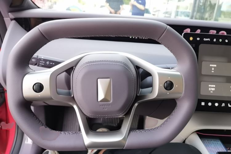 Used Avatr 06 2025 Pro Range-Extended Edition Steering Wheel