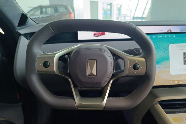 Used Avatr 06 2025 Pro Range-Extended Edition Steering Wheel
