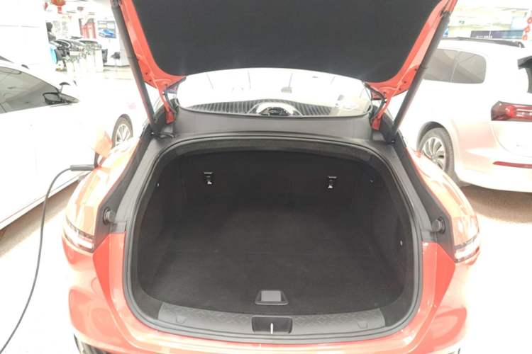 Used Avatr 06 2025 Pro Range-Extended Edition Trunk