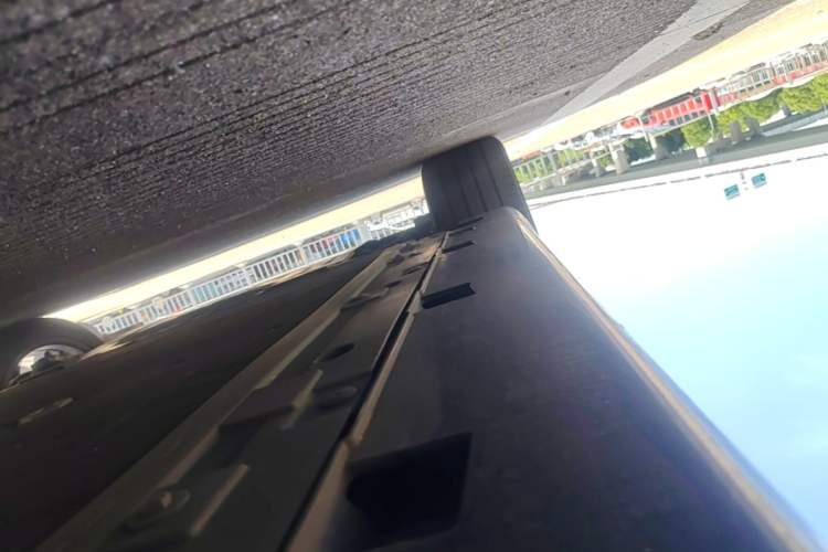 Used Avatr 06 2025 Ultra Pure Electric Edition Chassis Front Left