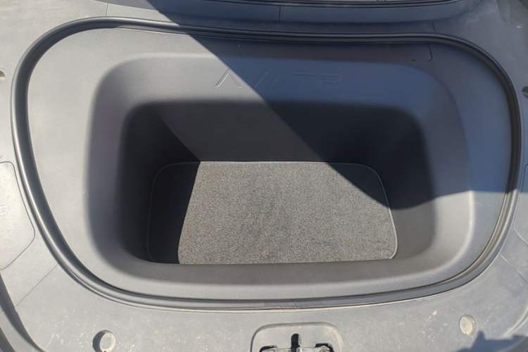 Used Avatr 06 2025 Ultra Pure Electric Edition Engine Bay
