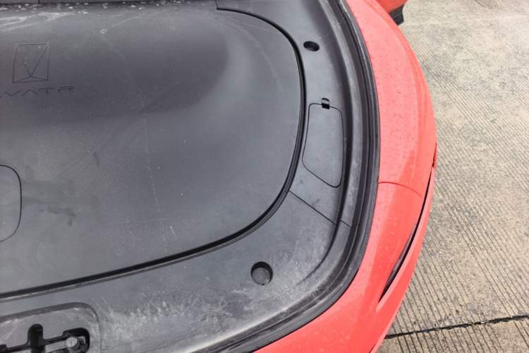 Used Avatr 06 2025 Pro Range-Extended Edition Engine Bay Left