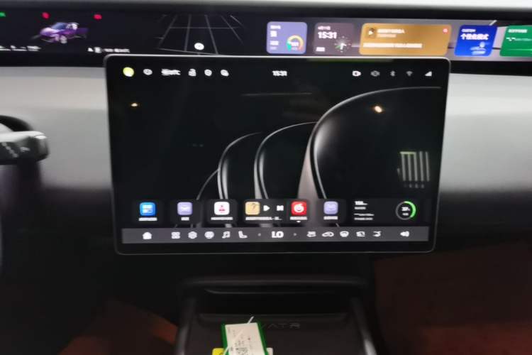 Used Avatr 06 2025 Ultra Pure Electric Edition Audio And AC Panel
