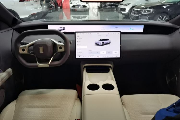 Used Avatr 06 2025 Pro Range-Extended Edition Center Console
