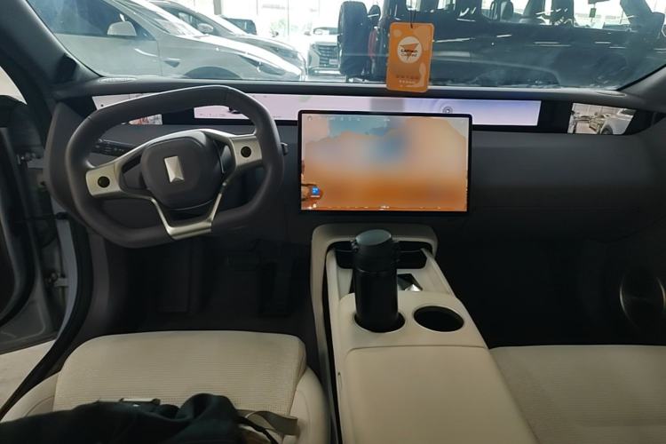Used Avatr 06 2025 Ultra Pure Electric Edition Center Console