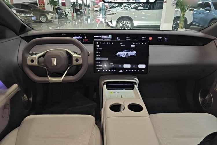 Used Avatr 06 2025 Pro Range-Extended Edition Center Console