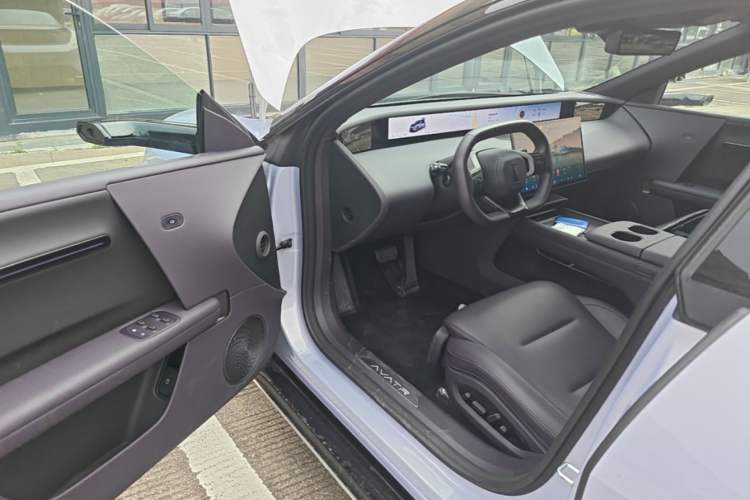 Used Avatr 06 2025 Ultra Pure Electric Edition Driver Seat