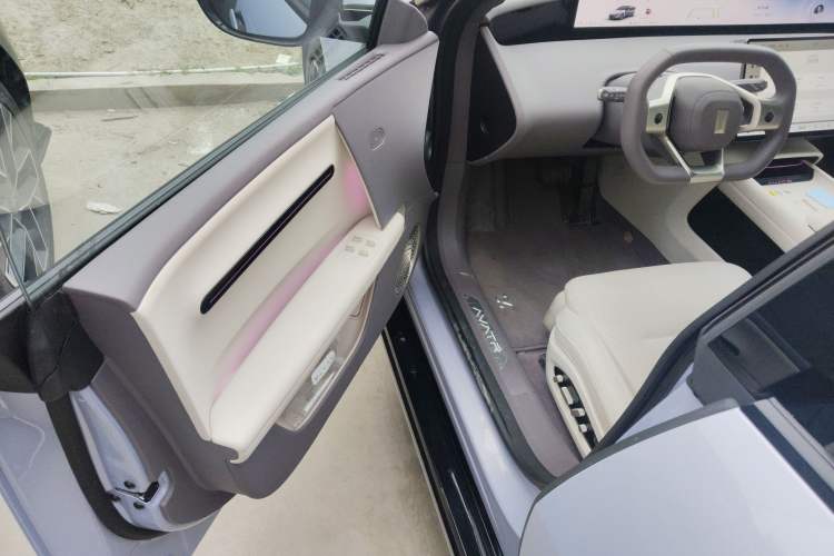 Used Avatr 06  Driver Seat