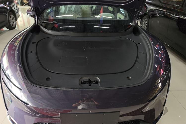 Used Avatr 06 2025 Pro Range-Extended Edition Engine Bay