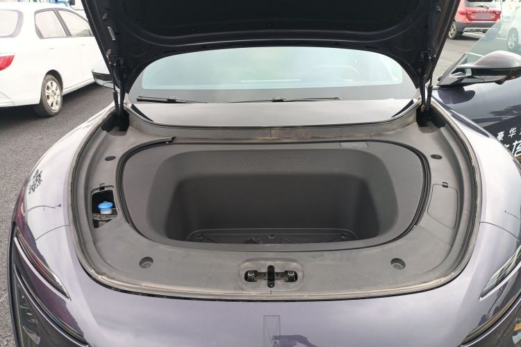 Used Avatr 06 2025 Ultra Pure Electric Edition Engine Bay