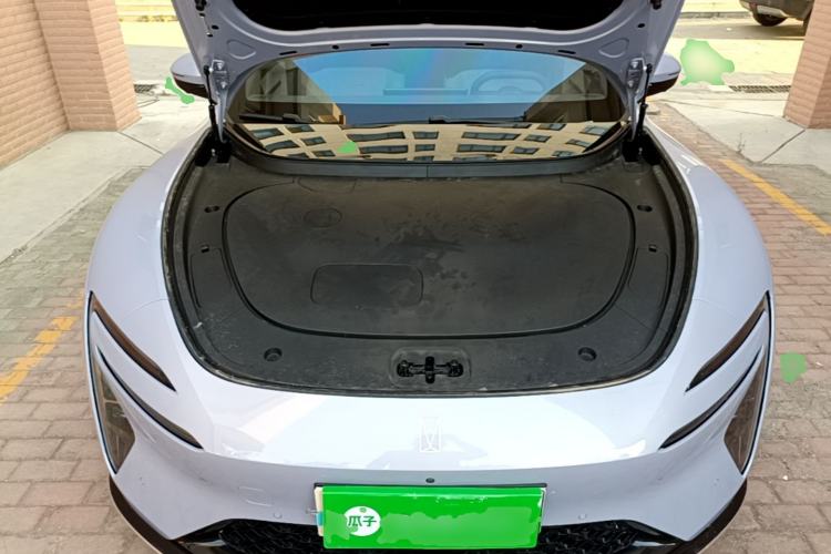 Used Avatr 06 2025 Pro Range-Extended Edition Engine Bay