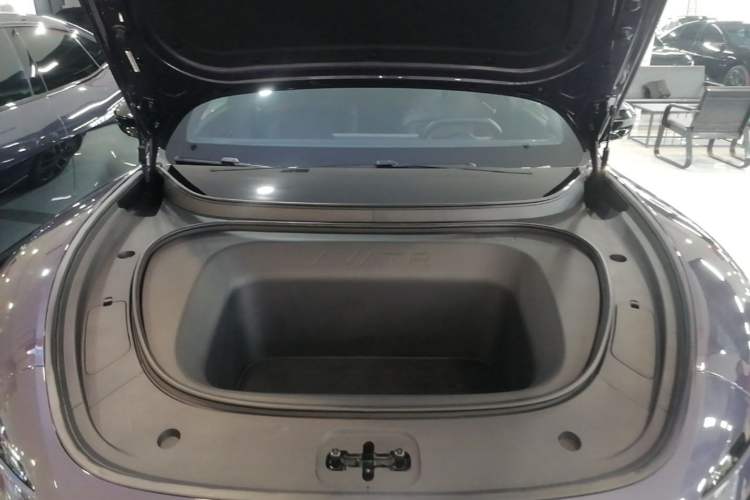 Used Avatr 06 2025 Ultra Pure Electric Edition Engine Bay