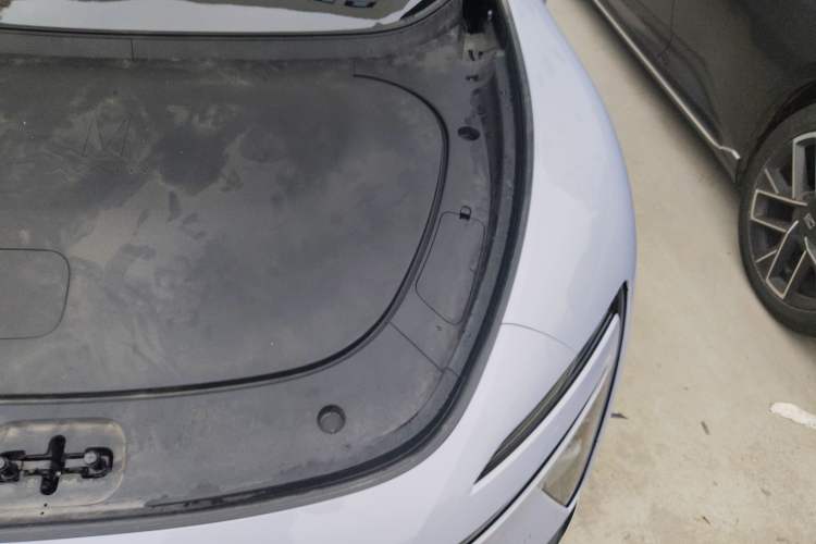 Used Avatr 06  Engine Bay Left