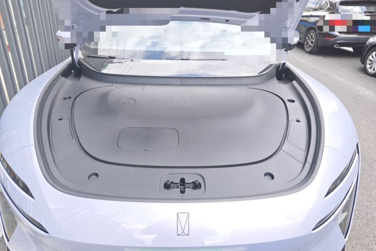 Used Avatr 06 2025 Max Extended-Range Edition Engine Bay