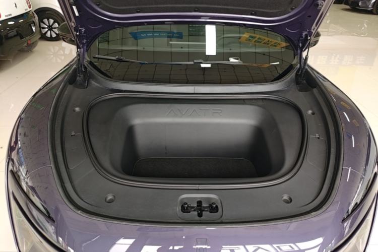 Used Avatr 06 2025 Ultra Pure Electric Edition Engine Bay