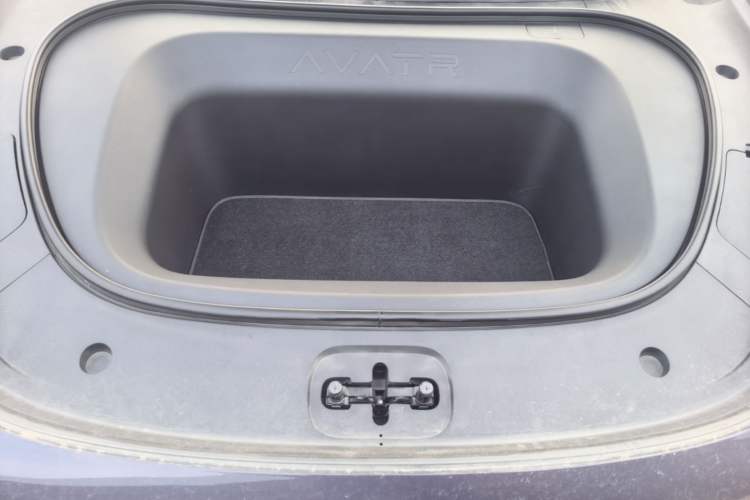 Used Avatr 06 2025 Ultra Pure Electric Edition Engine Bay