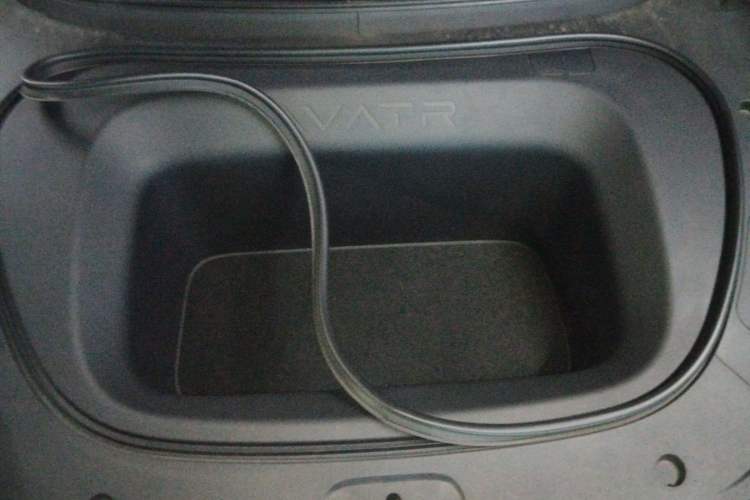 Used Avatr 06 2025 Ultra Pure Electric Edition Engine Bay