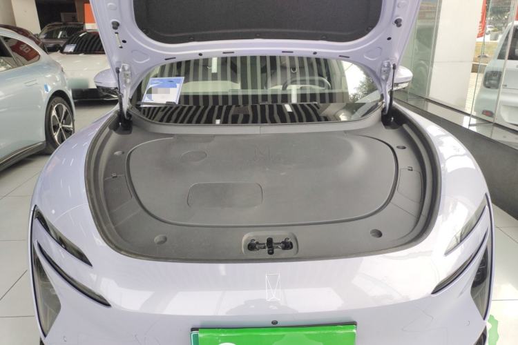 Used Avatr 06 2025 Pro Range-Extended Edition Engine Bay