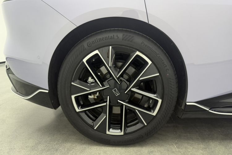 Used Avatr 06 2025 Pro Range-Extended Edition Exterior 6