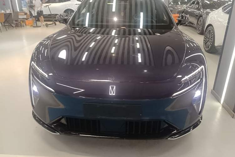 Used Avatr 06 2025 Ultra Pure Electric Edition Front